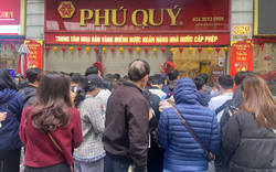 Cuối năm nhìn người ta đi mua vàng mà chạnh lòng