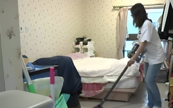 Chồng đưa 80 triệu tiền thưởng Tết, đêm giao thừa vợ ngỡ ngàng phát hiện sự thật về khoản tiền hơn 1 tỷ