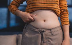 Sợ Tết tăng liền 2kg? Bác sĩ bật mí cách ''chuẩn bị trước'' để sau Tết vẫn tăng cơ, giảm mỡ