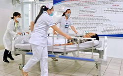 Trắng đêm nơi phòng cấp cứu