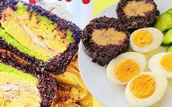 Phụ nữ sau 40: Ăn Tết sao để "hồi xuân" vóc dáng, không tích mỡ, không mất cơ?