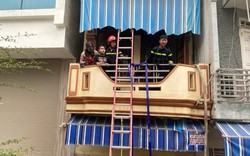 Cứu 2 người trong vụ cháy nhà vào sáng mùng 1 Tết