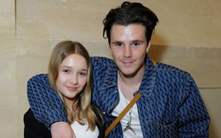 Tiểu thư Harper Beckham chiếm spotlight của anh trai giữa sóng gió gia tộc