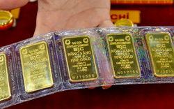 Từ nay, đi bán vàng trên 5 triệu đồng bắt buộc phải chuyển khoản, cố tình sai phạm bị phạt tới 20 triệu