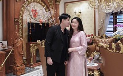 Hoa khôi bóng chuyền Việt Hương khoe nhan sắc “gái một con” xinh đẹp trong biệt thự lộng lẫy nhà chồng "trâm anh thế phiệt"