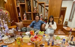 “Bố đợi tôi 2 tiếng rưỡi makeup, còn anh thì không có nổi 2 phút rep tin nhắn”: Công chúa thích tự ái hay cô gái đã trưởng thành?