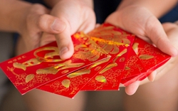 Cậu bé 12 tuổi bị mẹ yêu cầu nộp lại 70 triệu đồng tiền lì xì: Toàn mạng tranh cãi đến mùng 5 vẫn chưa xong