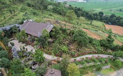 Nữ NSND trẻ nhất Việt Nam đón Tết rực rỡ trong biệt phủ 8000m²