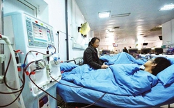 Nam kế toán ngã quỵ khi đang chạy bộ, phát hiện suy thận nặng vì sống "healthy" nhưng uống cà phê kiểu này