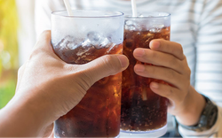 3 đồ uống âm thầm gây hại cho đường ruột, nhất là cái số 1 nhiều người mê tít