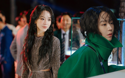 Hạt sạn to đùng trong The Art Of Sarah