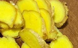 2 năm nấu ăn gì cũng cho gừng, người phụ nữ 53 tuổi sau tái khám, bác sĩ ngạc nhiên hỏi "Chị đã làm gì?"