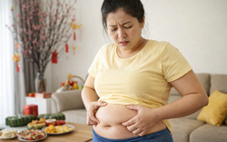 Vì sao chỉ sau 10 ngày Tết, mỡ bụng tăng nhanh hơn cả năm?