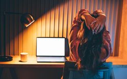 Khủng hoảng AI 2028: ‘GDP ma’ và kịch bản ‘suy thoái cổ cồn trắng’ khiến giới tài chính ám ảnh