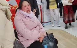 Gửi thêm 12 triệu nữa là có 370 triệu mua vàng, háo hức vượt 1300km lên lại thành phố, ra ngân hàng thì nhân viên nói: "Về nhà mà hỏi chồng chị"