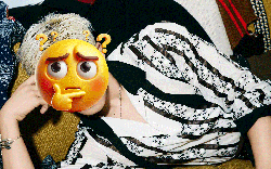 Ca sĩ "cướp việc" của Dispatch, tự công khai hẹn hò