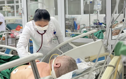 Không chỉ trơn trượt, nồm ẩm còn là “ổ bệnh” trong nhà kín