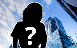 Nữ diễn viên 87 tuổi sống cực ki bo, không dám bật lò sưởi mùa đông nhưng mạnh tay cả trăm triệu tiêm botox