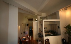 7 dấu hiệu nhận biết ngôi nhà "lỗi phong thủy": Càng ở càng bí bách, khó làm ăn