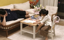 "GS Cù Trọng Xoay" làm mẫu cho con gái vẽ tranh, thành phẩm khiến dân mạng rần rần muốn đem đi triển lãm