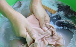 5 kiểu giặt đồ lót "nuôi vi khuẩn", "mời gọi" ung thư nhưng CỰC HIẾM chị em nào chưa từng làm trong đời