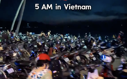Cảnh tượng 5h sáng ở Việt Nam khiến khách Tây thốt lên: "Chúng tôi thật sự thích điều này"