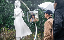 Điều kỳ lạ về bức tượng Từ Hy Viên