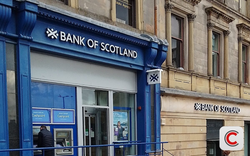 Nóng: Một ngân hàng hơn 300 năm tuổi vừa bị phạt hơn 5 tỷ đồng vì phạm lỗi nghiêm trọng