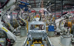 VinFast tuyển dụng 2.000 nhân sự tại quê hương của tỷ phú Phạm Nhật Vượng, thu nhập với vị trí công nhân tới 18 triệu đồng/tháng