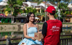 Valentine trong kỷ nguyên số: xa mặt nhưng không cách lòng chỉ với một "chạm"