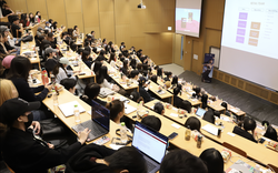 Top 4 công việc AI không bao giờ có thể thay thế, dù nó có phát triển và thông minh đến đâu