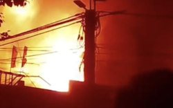 Cháy lớn tại xưởng mây tre giang đan rộng ngàn m2