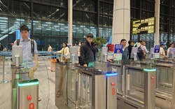 Đừng để trễ chuyến vì nhầm nhà ga Tân Sơn Nhất dịp Tết