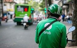 Giá xăng dầu biến động, Grab hỗ trợ tài xế ra sao?