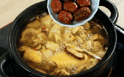 Vào mùa xuân, phụ nữ nên ăn 3 món canh để trừ hàn, bổ khí, tăng cường miễn dịch và giúp da hồng hào