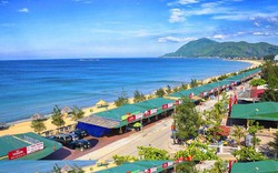 Bãi biển đẹp, ít người biết ở miền Trung: Chuẩn bị đi vào quy hoạch, được chủ tịch tỉnh đăng lên Facebook