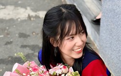 Nữ sinh trở thành thủ khoa Kỹ sư điện tử nhờ... thần tượng mẹ