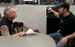 Con trai tự ý cầm 1 triệu đi mua thẻ game nạp "bay" một nửa, mẹ đến đòi trả lại thì nhận câu trả lời "xanh rờn" từ nhân viên