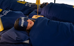 Chỉ có người Dubai mới dám làm vậy: Xu hướng đi tập gym để ngủ