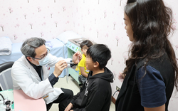 Một gia đình 8 người cùng nhiễm ''vi khuẩn ăn thịt người'', tỷ lệ tử vong có thể tới 50%: Bác sĩ cảnh báo dấu hiệu đau này không nên xem nhẹ