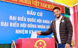 Xuân Son hân hoan nói 1 điều cực ý nghĩa khi lần đầu tiên đi bầu cử với tư cách công dân Việt Nam