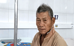 Cụ ông bị hổ mang cắn vẫn cố giữ chặt con rắn, câu chuyện phía sau khiến nhiều người nghẹn lòng