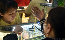 Giá vàng hôm nay, 17-3: Sụt giảm rất mạnh