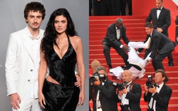 Rần rần khoảnh khắc Timothée Chalamet té lộn cổ trên thảm đỏ Oscar, thực hư ra sao?