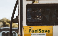 Chỉ còn dầu đủ dùng trong 3 tuần, một nước Đông Nam Á ‘cầu cứu’ Nga