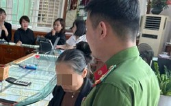 Cụ bà mang 19 chỉ vàng đi bán để chuyển tiền cho kẻ lừa đảo