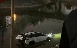 Đã biết nguyên nhân ô tô lao xuống sông ở Hà Nội lúc 3 giờ sáng