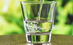 Nam bệnh nhân bất ngờ đột tử sau phẫu thuật vì uống quá nhiều nước