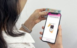 Vừa chuyển khoản thành công 100.200.000 đồng, người phụ nữ SN 1993 báo công an làm rõ giao dịch với 2 tài khoản ngân hàng cùng mang tên V.T.B