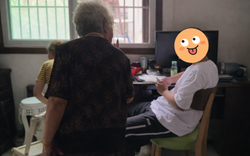 Bà nội nuôi cháu suốt 10 năm, ngày cháu đỗ ĐH còn mừng 300 triệu nhưng một câu nói của cháu lại khiến bà "muối mặt"